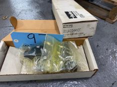 Lot of 2 Parker C1VW20HYCF Hydraulic Valves