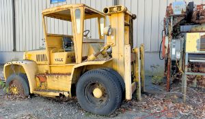 Yale LP Gas Fork Lift Truck, 7' 6