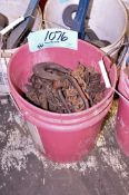 Lot-Chain in (1) Pail
