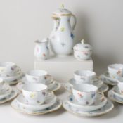 Meissen Kaffeeservice für 8 Personen (27 Teile) Streublümchen 2. Wahl nach 1934