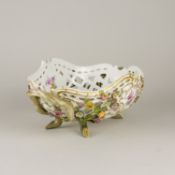 Meissen Durchbruchkorb Streublümchen 1. Wahl Knaufzeit, 1815-1924
