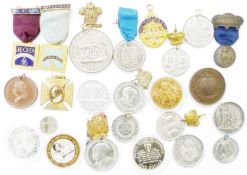 Box of white metal medals and various others from Queen Victoria to George V together with £2 coin