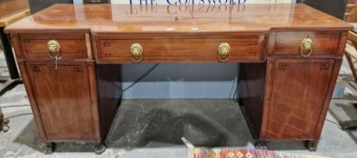 Early 20th century mahogany sideboard with ebony stringing, lion mask handles, on claw feet, 92cm
