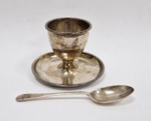 1960s silver egg cup and spoon, Birmingham 1965, makers mark K.B., 2.4ozt approx. 6cm high in Kemp