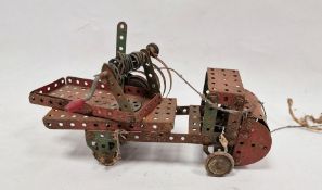 Small quantity of loose Meccano (one box)
