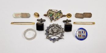 9ct gold bar brooch engraved with initials, 1.5g, a gold-coloured and opal set brooch of