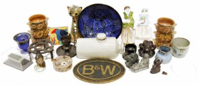 Tiffany-style lampshade, a John Bordeaux pottery model of a wren, a set of six Lamorna soup bowls, a