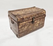 Two metal trunks (2)