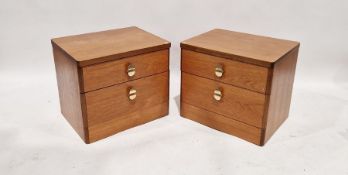 Pair of vintage Stag bedside chests of drawers, each having two drawers, measuring approximately