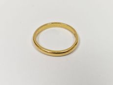 22ct gold wedding band, 3g