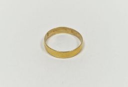 22ct gold wedding ring, 2.8g