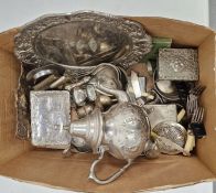 Quantity of assorted silver-plated wares and other metalware to include butter knives, oval