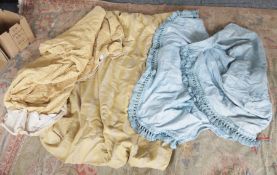 Large quantity of curtains Condition ReportBlue curtain - Width at header approx. 89cm, Length