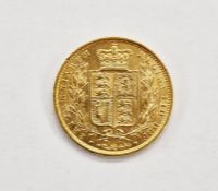 Victoria (1837-1901), Sovereign 1855, Young head facing left, crowned quartered shield of arms,