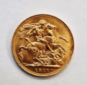 George V (1910-1936), Sovereign 1911, bare head left,  St George and the Dragon, date below