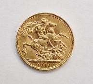 George V (1910-1936), Sovereign 1912, bare head left, St George and the Dragon date below