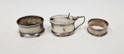 Silver mustard pot with blue glass liner, Birmingham 1935, matching salt cellar holder (glass