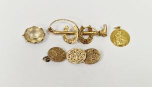 9ct gold double horseshoe and riding crop bar brooch, a 18K gold St Christopher pendant, pair of