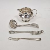 Victorian sugar sifter spoon, hallmarked London 1897, engraved with scrolling acanthus and