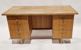 20th century oak desk, with three drawers in each pedestal, on turned legs, measuring