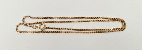 9ct gold box chain link necklace, 4.5g approx. Condition Reportthe length is approx 37.5cm