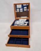 Quantity of silver gem set jewellery to include labradorite pendant, rings and bangles, all in