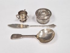 Early Victorian silver caddy spoon, fiddle pattern, London 1838, an Edwardian silver miniature