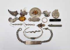 Silver-coloured metal, onyx and seedpearl bar brooch, a steel folding button hook, a silver-coloured