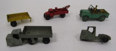 Dinky Toys diecast model cars to include 340 land rover, 2x 33W Mechanical Horse and Open Wagon -