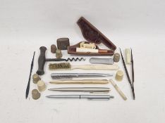 Assorted brass and simulated ivory thimbles, a meerschaum pipe carved with snooker players, a bone-