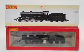 Hornby R3088 00 gauge locomotive and tender, LNER 2-8-0 Thompson Class O1 '3755' boxed (1)
