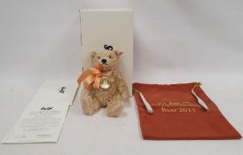Steiff William and Catherine, The Royal Wedding teddy bear, Danbury Mint 2011, blonde, 25cm with
