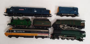 Hornby 00 gauge locomotives to include Golden Fleece 60030 4-6-2 Locomotive, Hornby 70014 4-6-2
