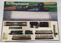 Hornby 00 gauge Electric train set The Flying Scotsman boxed