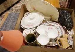 Large modern Chinese vase and assorted chinaware (2 boxes)