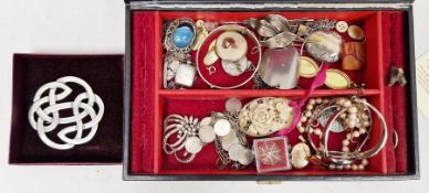Gold locket, Norwegian silver and enamel Viking ship brooch and other costume jewellery
