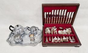 Six place canteen of kings pattern plated cutlery in wooden box, a Swan brand 'The Carlton' tea