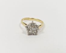 18ct gold and diamond cluster ring, daisy-pattern