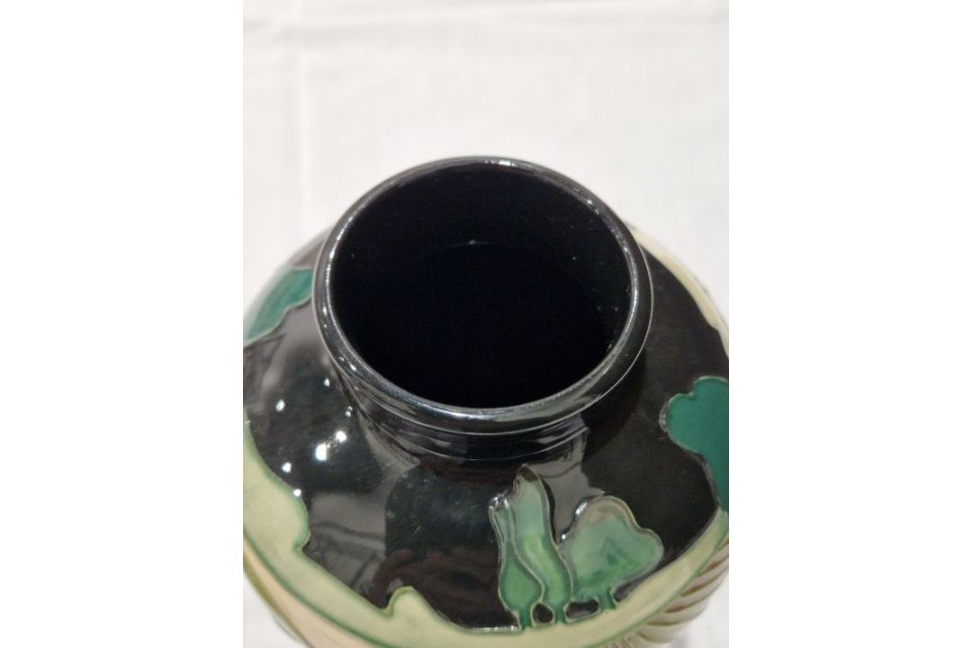Moorcroft inverted baluster vase and cover, circa 2006, printed and painted marks, tubelined with - Image 8 of 15