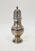 George V Scottish silver sugar caster, with screw lid, hallmarked Edinburgh 1934 by Robert