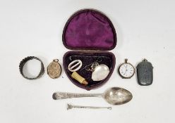 Late Victorian silver vesta case, with engraved decoration throughout, hallmarked Chester 1895 by