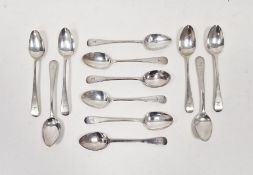 Collection of twelve Georgian silver tea spoons, approximately 156g/5.01ozt
