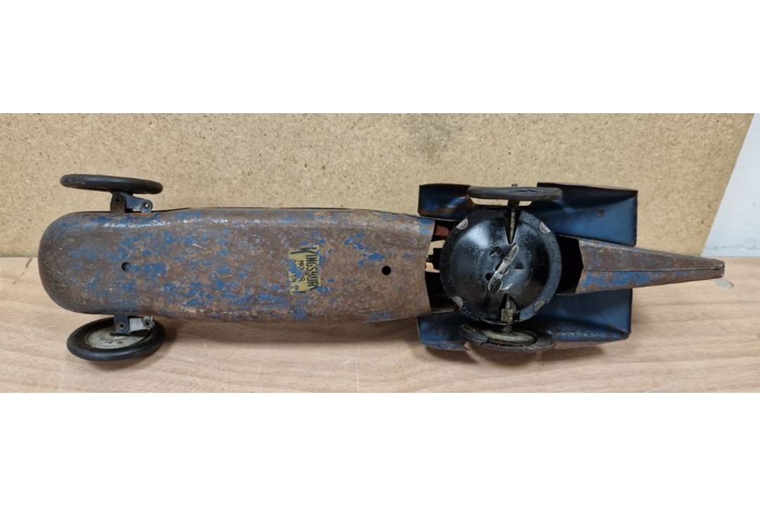 Kingsbury Bluebird clockwork tinplate landspeed record car with UK and USA flags to tail, Dunlop - Image 4 of 4