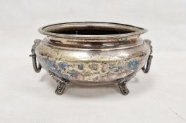 Walker & Hall tureen/plant holder on four pad feet with foliate shields, lion masks at either end