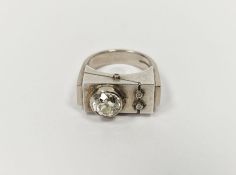 Louise Parry 18ct white gold and silver solitaire diamond ring, the pale grey facet-cut stone in
