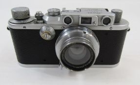 Leica 35mm rangefinder camera with Summar f=5cm 1:2 lens, camera itself number 274746, together with