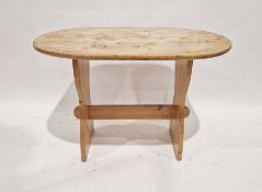 Oval pine peg-joined table, 112cm x 68cm