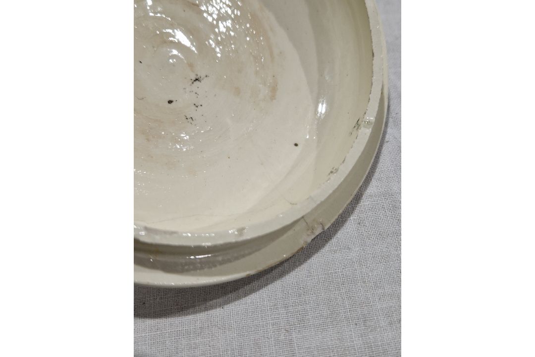 Late 18th century creamware two-handled sugar bowl and cover, perhaps Leeds, painted with rose and - Image 6 of 24
