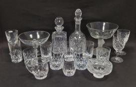 Group of contemporary glassware, including a Dartington footed dish, a comport with frosted lion