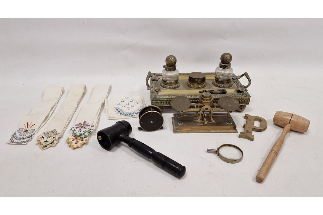 Late Victorian/early Edwardian brass inkstand with two brass-topped glass inkwells, flanked by a - Image 1 of 10